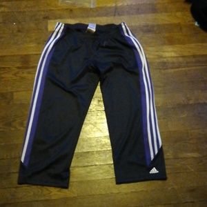 Adidas capris size small
